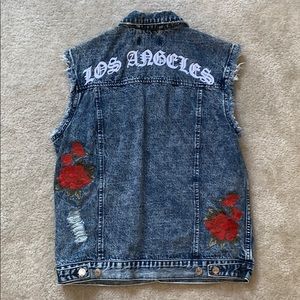 DENIM VEST WITH ROSES AND “LOS ANGELES” SMALL.
